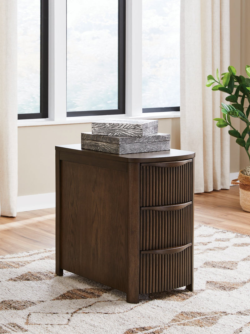 Camdill Chairside End Table